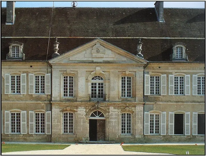 Façade de l’abbaye d’Auberive